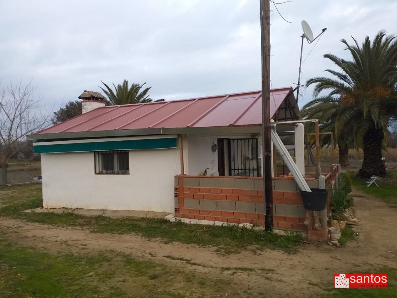CHALET EN VENTA EN MADRIGALEJO