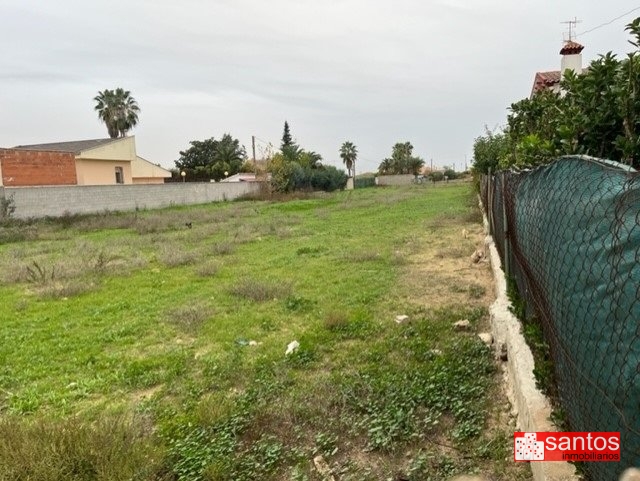 PARCELA EN VENTA EN VILLANUEVA DE LA SERENA (EL BADEN)
