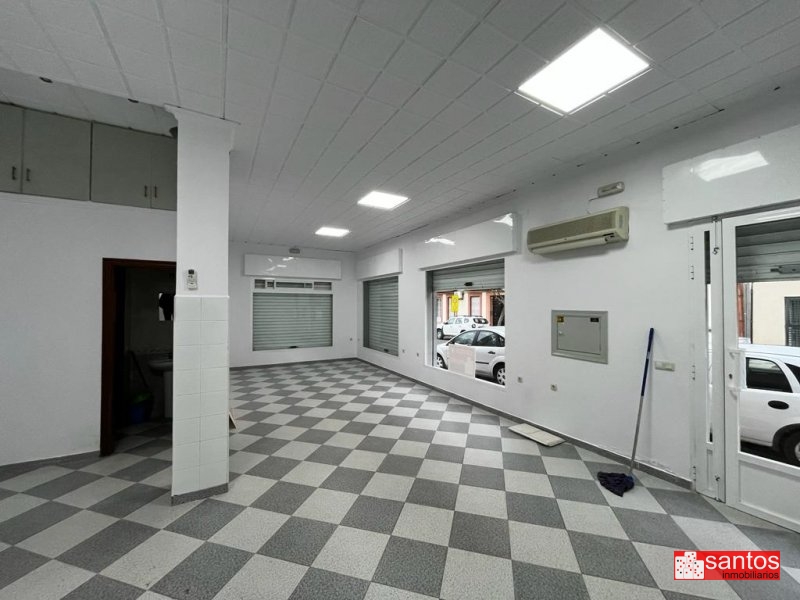 LOCAL EN VENTA EN DON BENITO (LOS BARROS)