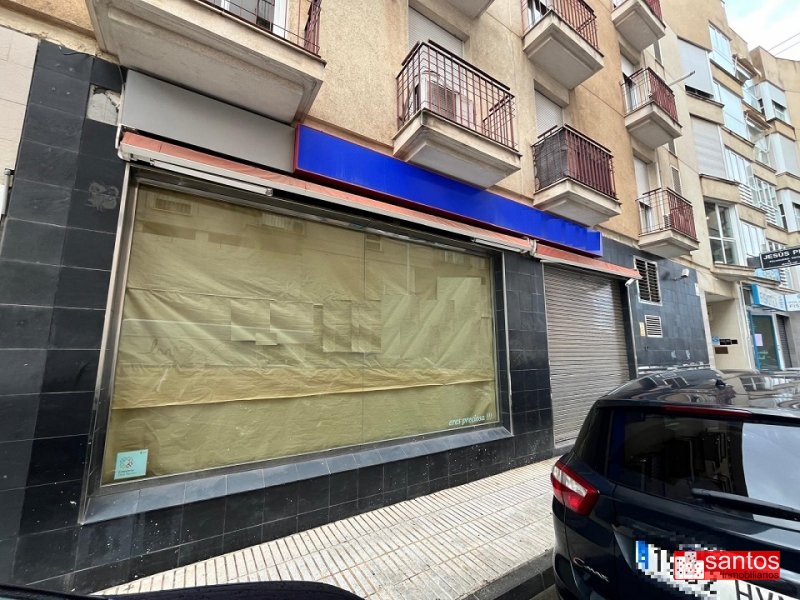 LOCAL EN VENTA EN DON BENITO (AVDA. DE LA CONSTITUCIÓN)