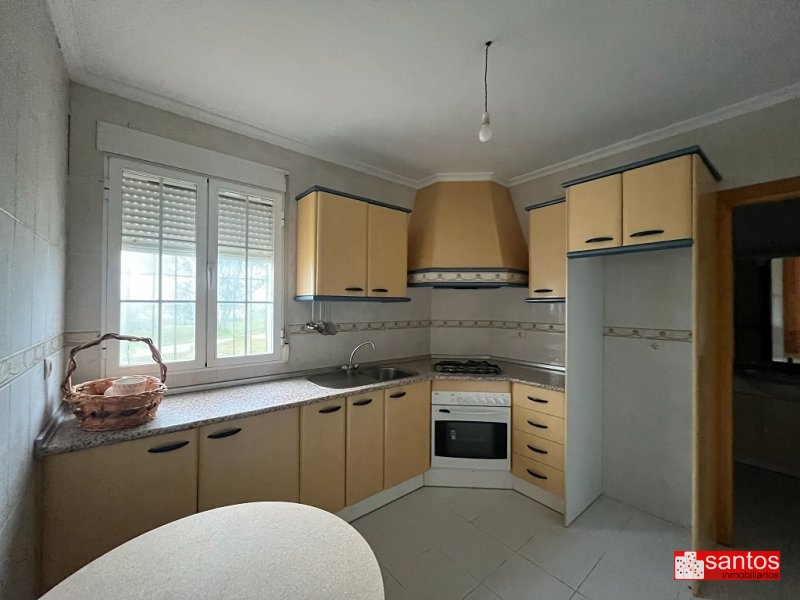 CHALET EN VENTA EN CAMPANARIO