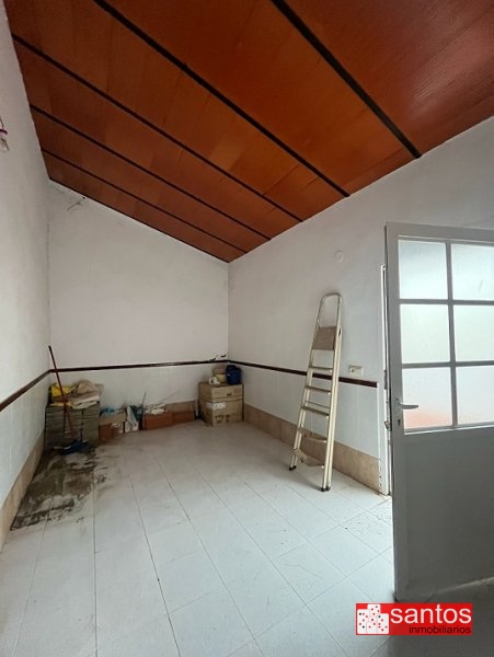 CHALET EN VENTA EN CAMPANARIO