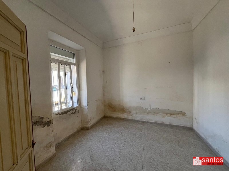 CASA EN VENTA EN DON BENITO (AVDA. ALONSO MARTÍN)