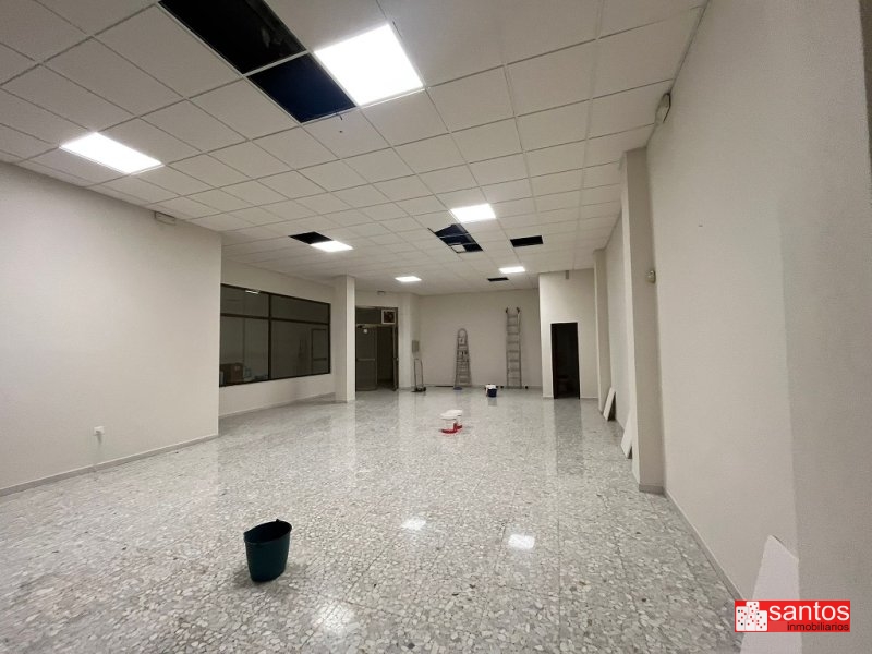 LOCAL EN VENTA EN DON BENITO (CENTRO)