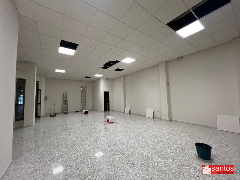 LOCAL EN VENTA EN DON BENITO (CENTRO)