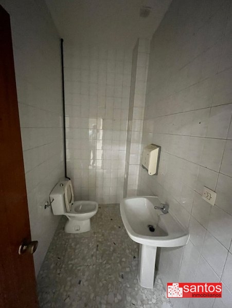 LOCAL EN VENTA EN DON BENITO (CENTRO)