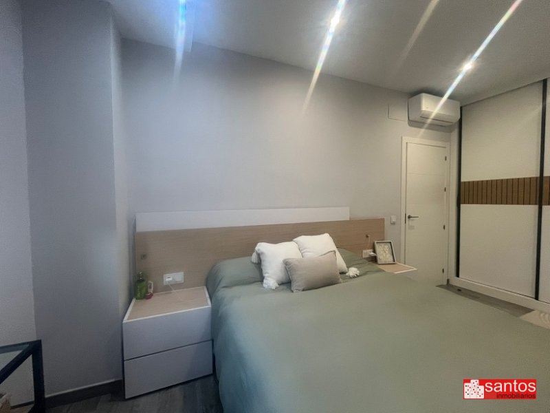 CASA EN VENTA EN DON BENITO (SAN SEBASTIÁN)