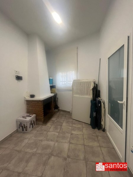 CASA EN VENTA EN DON BENITO (SAN SEBASTIÁN)