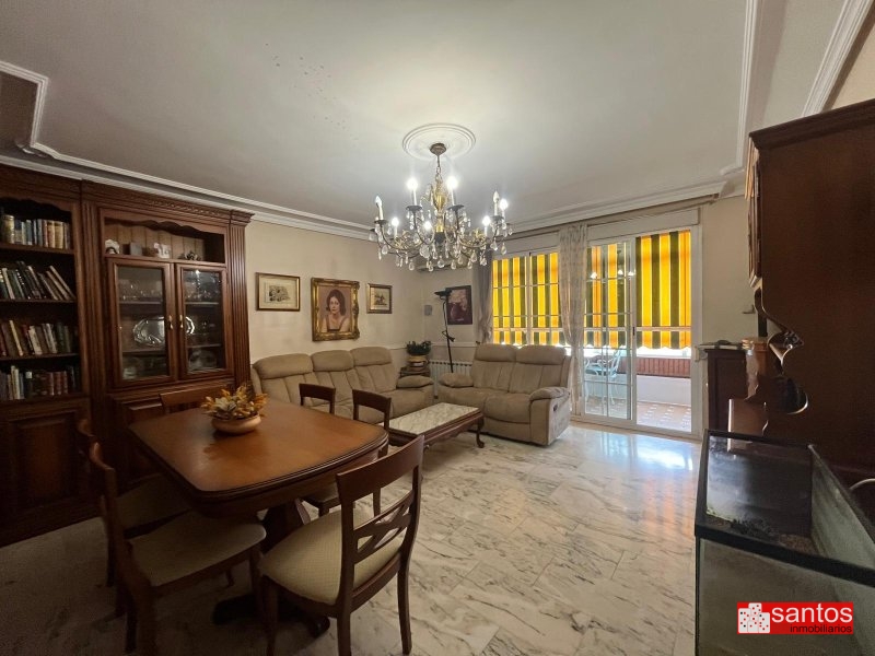 PISO EN VENTA EN DON BENITO (AVDA. ALONSO MARTÍN)