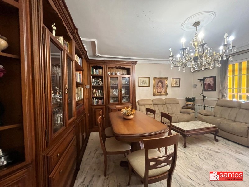 PISO EN VENTA EN DON BENITO (AVDA. ALONSO MARTÍN)